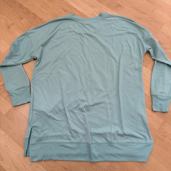 LuLaRoe Mint Green Top Live, Love, Woof Size Medium - Picture 6 of 6